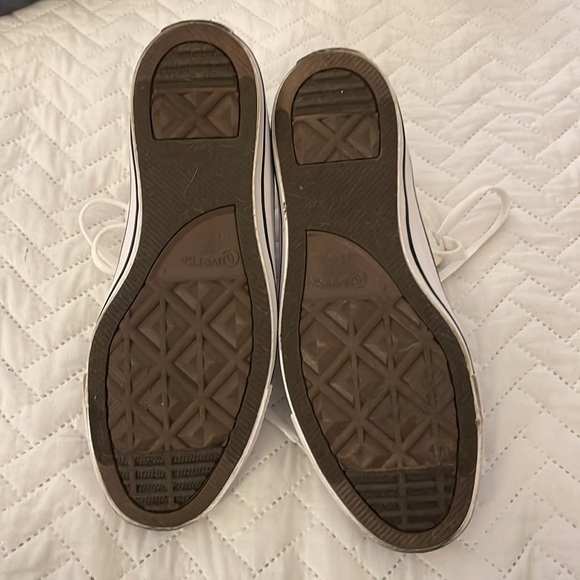 Off White Embroidered Converse All-Stars - Picture 4 of 8